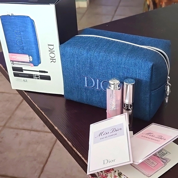 DIOR BEAUTY SET - Picture 1 of 4